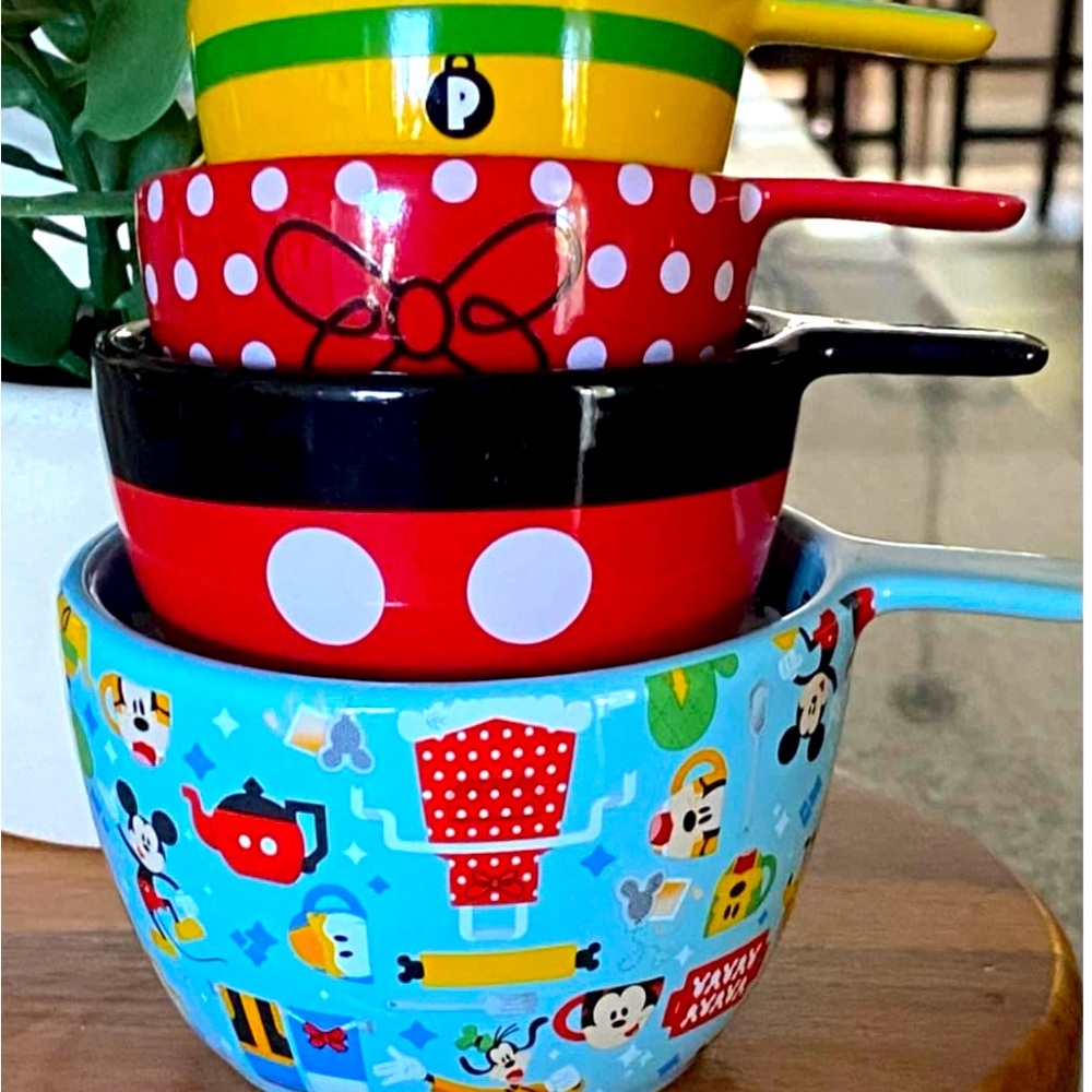 Disney Measuring Cups